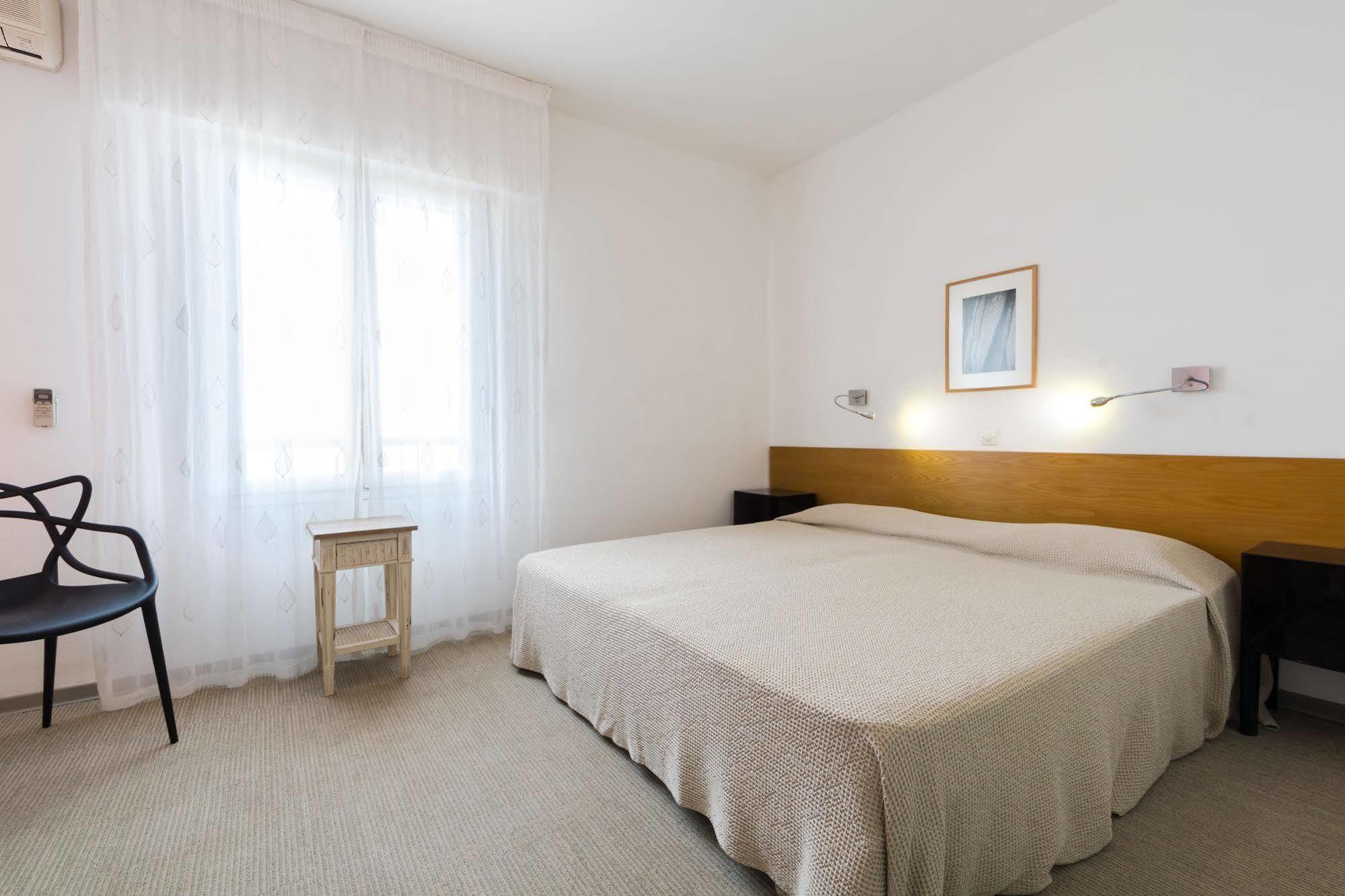 Hotel Cala Di L'Oru LʼÎle-Rousse Dış mekan fotoğraf