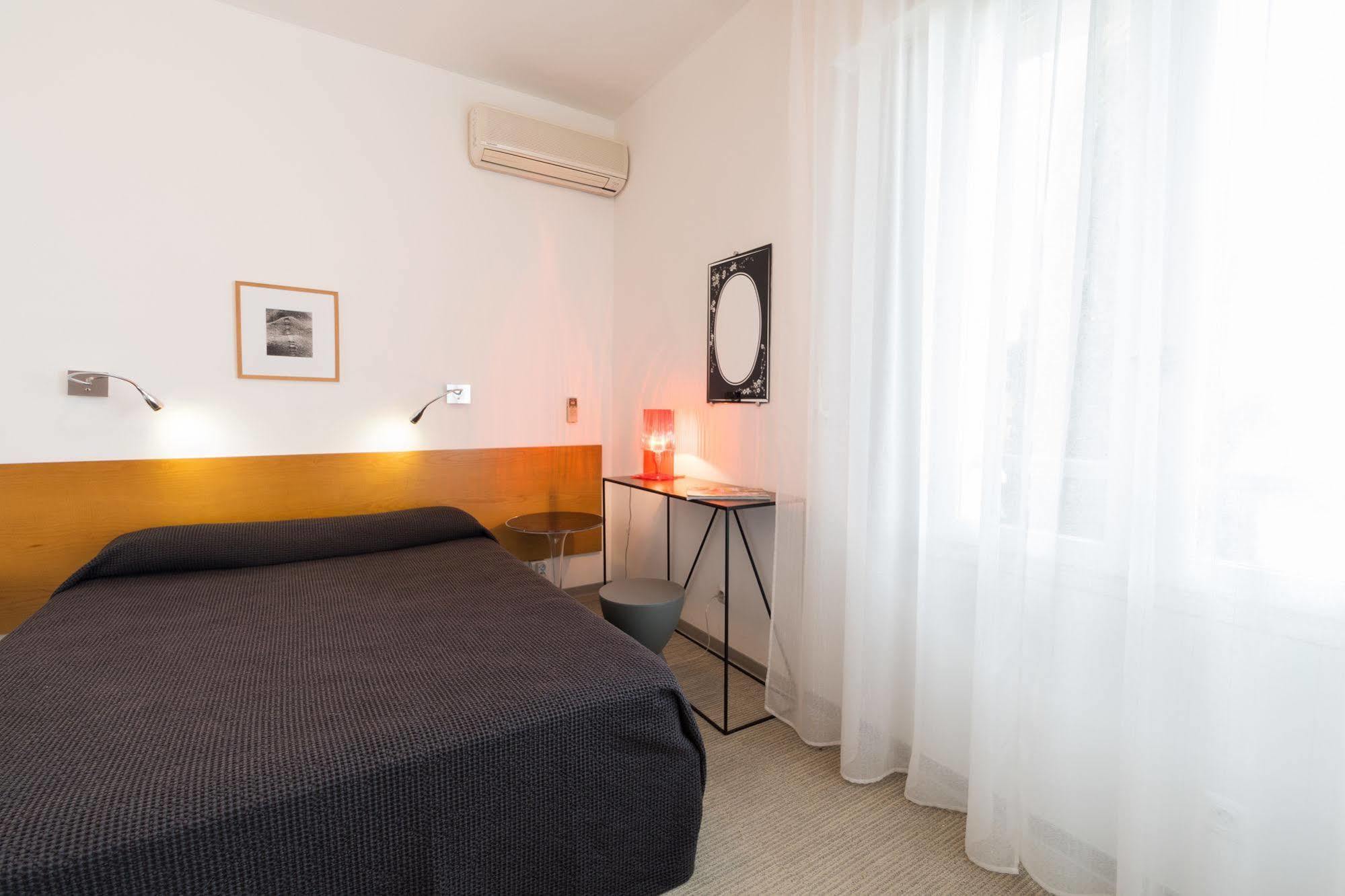 Hotel Cala Di L'Oru LʼÎle-Rousse Dış mekan fotoğraf